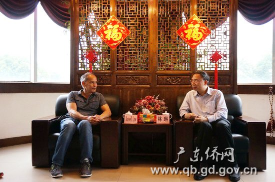 编史办林琳副主任会见美国铁路华工后裔卢罗素